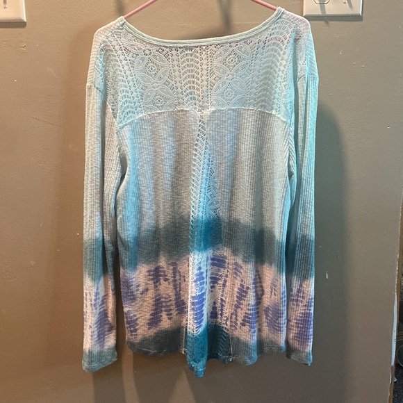 Tru self blue sweater with webbed back size XL - Picture 3 of 3